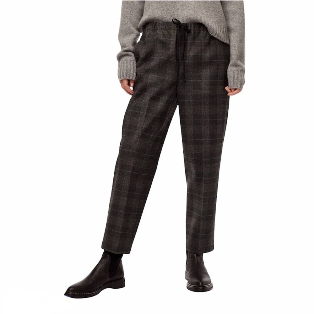 Aritzia Plaid Ankle Pants in Gray and Black